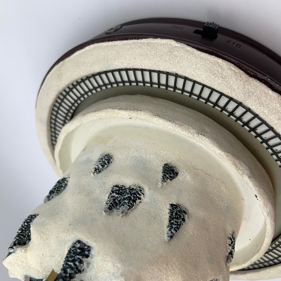 Thomas Kinkade Masterpiece Edition White Christmas Town & Train Only UNTESTED! - Picture 11 of 16